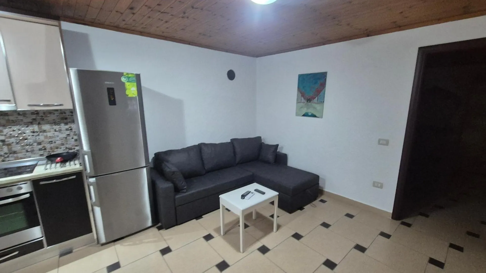 Open Balcony Apartment دراس