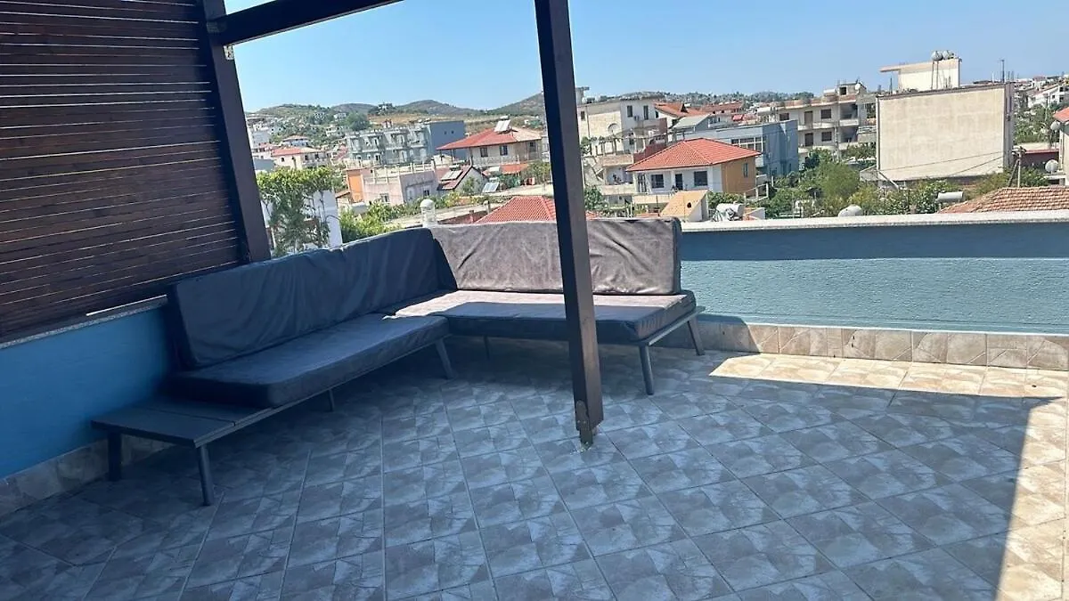 Open Balcony Apartment دراس ألبانيا